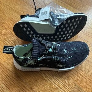 New Adidas NMD R1 Prime Knit Black White Green Mens Casual Running Shoes Size 8